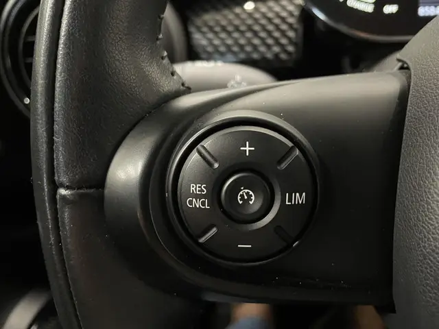 MINI Electric Mini Basic 33 kWh 2020 Elektrisch 17