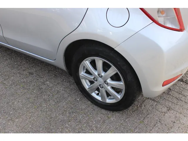 Toyota Yaris 1.0 VVT-i Aspiration, Airco! 2013 Benzine 12