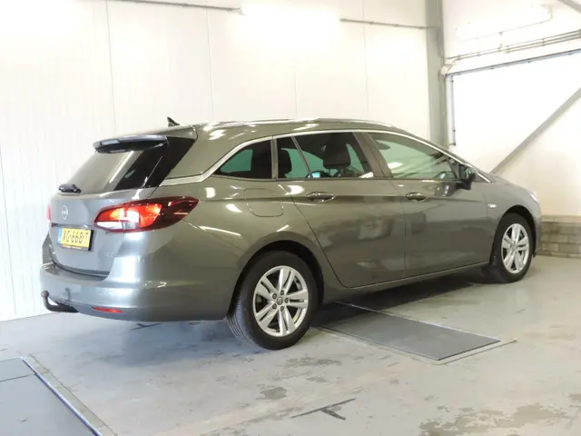 Opel Astra Sports Tourer 1.4 Online Edition 2018 Benzine 8