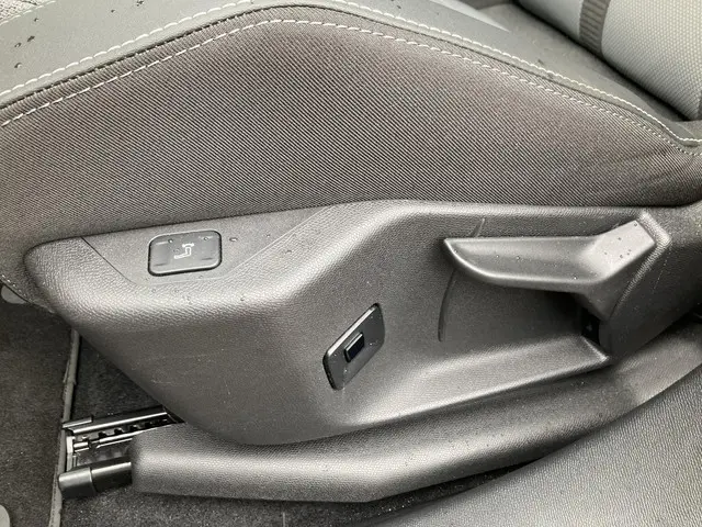 Opel Grandland Electric GS 73 kWh 2025 Elektrisch 8