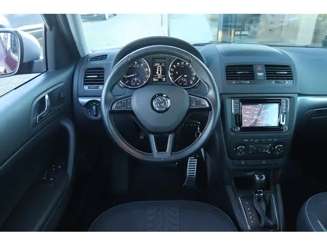 Škoda Yeti OUTDOOR 1.4 TSI AUT. ADVENTURE 2015 Benzine 17