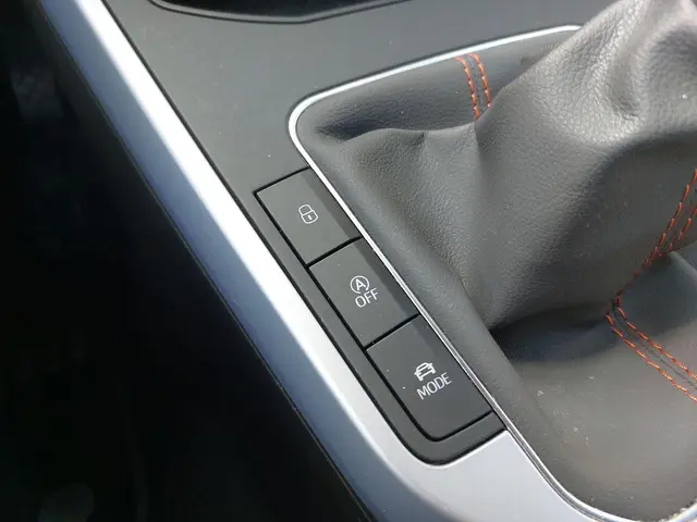 SEAT Arona 1.0 TSI FR 2021 Benzine 24