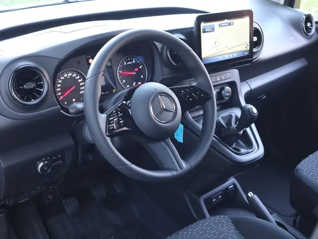 Mercedes-Benz Citan 110 CDI L1 Pro 2025 Diesel 12