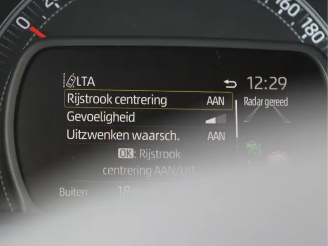 Toyota Aygo X 1.0 VVT-i 2023 Benzine 32