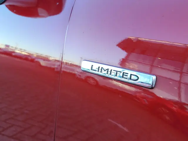 Renault Clio Estate 0.9 TCe Limited 2019 Benzine 28