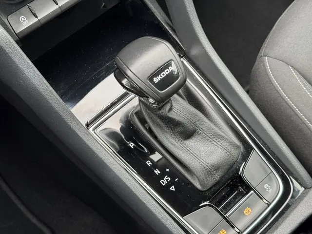 Škoda Karoq 1.5 TSI DSG ACT Ambition 2024 Benzine 22