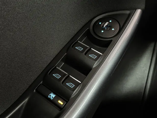 Ford Focus Wagon 1.6 TDCI Titanium 2015 Diesel 28