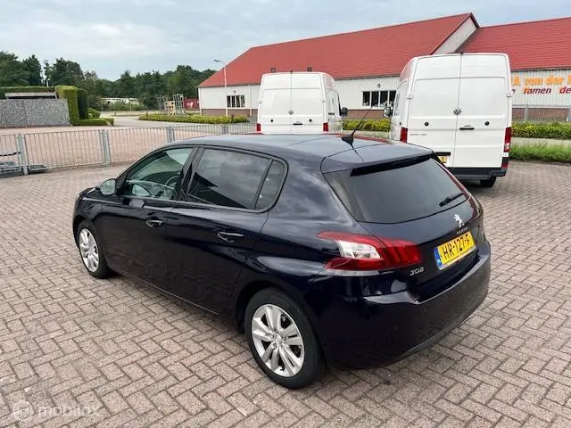 Peugeot 308 1.6 BlueHDi Blue Lease Executive 2015 Diesel 4