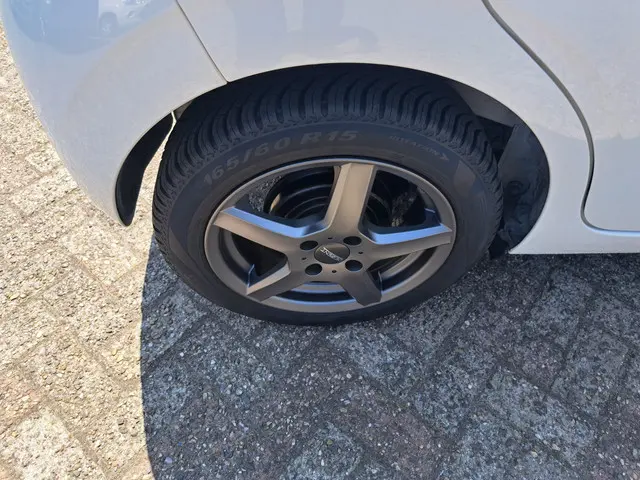 Peugeot 108 1.0 e-VTi Active 2019 Benzine 10