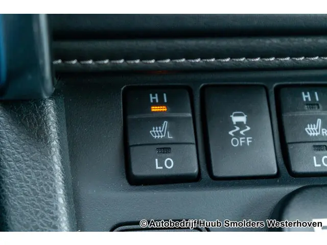 Toyota Auris 1.8 Hybrid Active 2019 Hybride Benzine 39