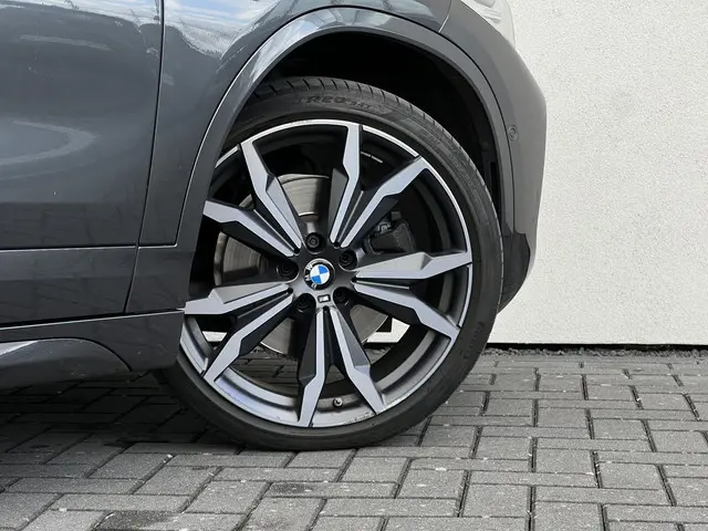 BMW X2 sDrive20i High Executive 2018 Benzine 11