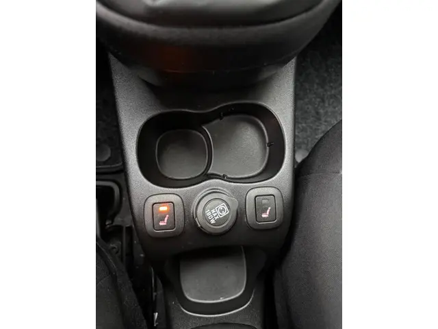Fiat Panda 1.2 Lounge 2020 Benzine 7