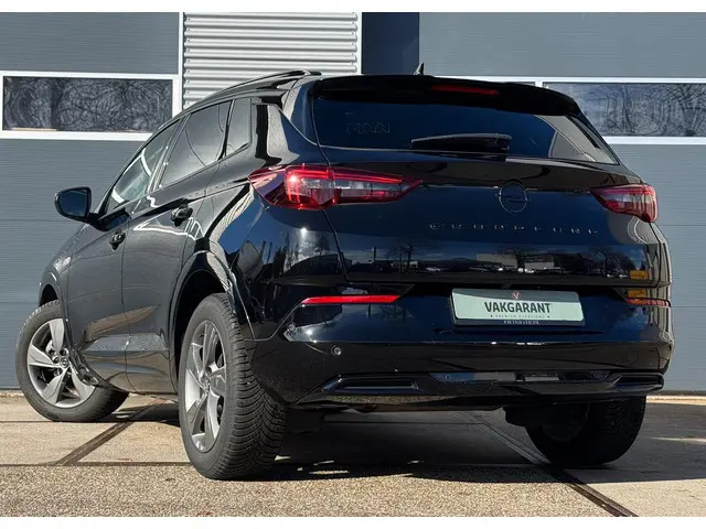 Opel Grandland 1.2 Turbo GS Line 2023 Benzine 3