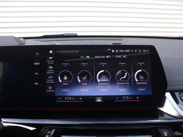 BMW iX1 xDrive30 2023 Elektrisch 26