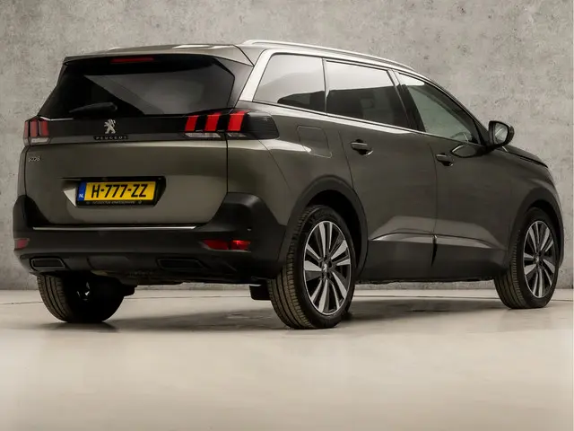 Peugeot 5008 1.2 PureTech Sport 7 Persoons 2020 Benzine 5