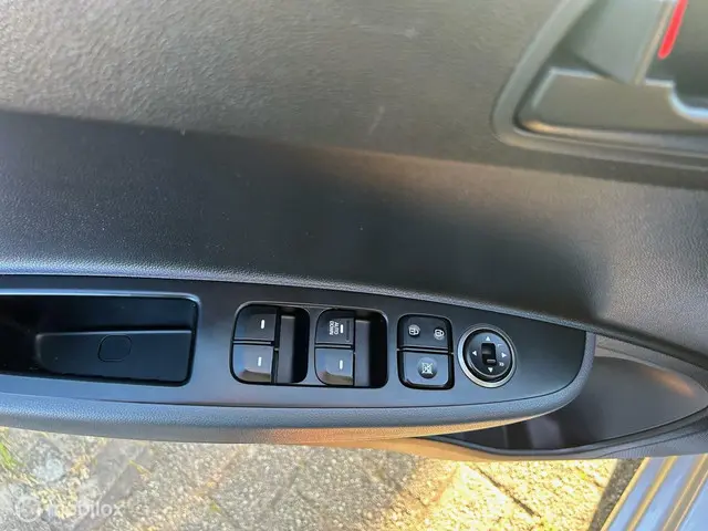 Hyundai i10 1.0i Comfort 2020 Benzine 12