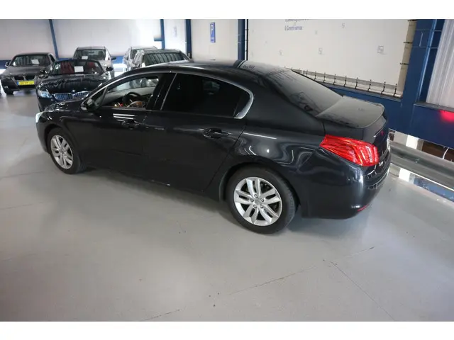 Peugeot 508 1.6 ODH HISTORIE / KEURIGE AUTO ! ! ! 2012 Benzine 14