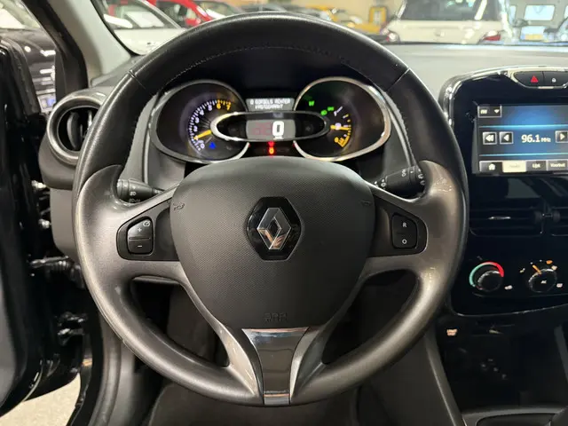 Renault Clio 0.9 TCe ECO Night&Day 2014 Benzine 10