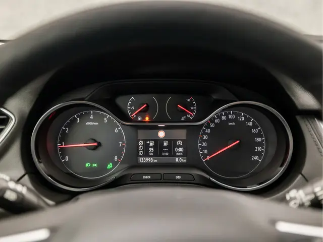 Opel Grandland X 1.2 Turbo Sport 2019 Benzine 21