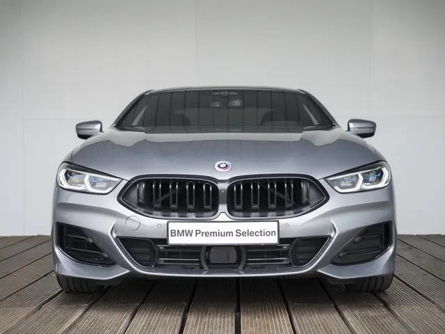 BMW 8 Serie 3