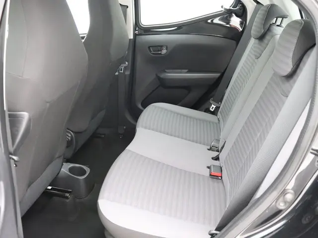 Toyota Aygo 1.0 VVT-i x-play Camera /Carplay 2019 Benzine 15