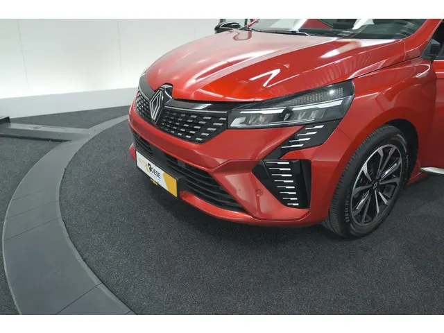 Renault Clio 1.0 TCe 90 GPF techno 2025 Benzine 17