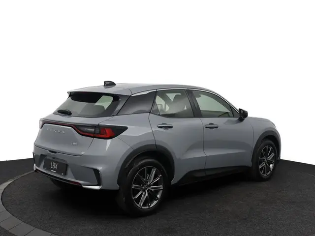 Lexus LBX Elegant 2WD 2025 Hybride Benzine 2