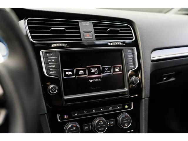 Volkswagen Golf Variant 2.0 TSI R 2015 Benzine 29