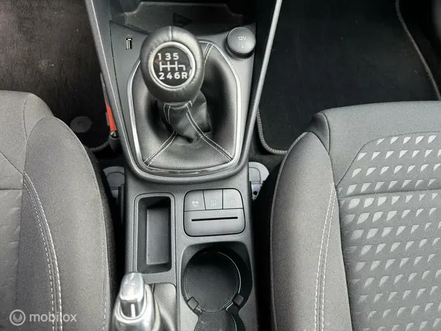 Ford Fiesta 1.0 EcoBoost Titanium 2021 Benzine 18
