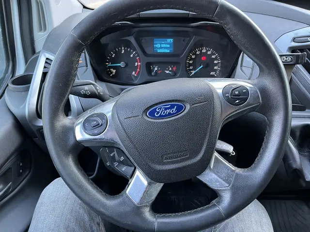 Ford Transit Custom 290 2.2 TDCI L2H2 Tr 2015 Diesel 12
