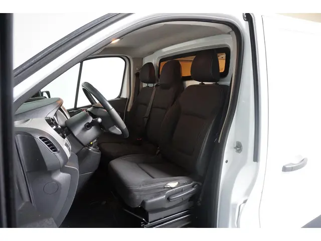 Nissan NV300 L1H1 Optima 2019 Diesel 9