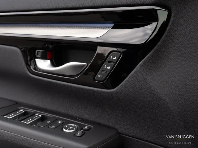 Honda CR-V 2.0 e:PHEV Advance Tech 2024 Hybride Benzine 16