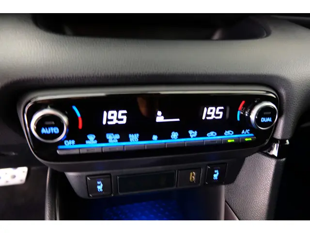 Toyota Yaris 1.5 Hybrid GR Sport 2023 Hybride Benzine 11