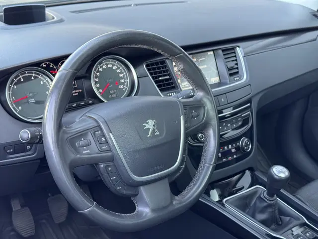Peugeot 508 SW 1.6 e-THP GT-line 2015 Benzine 3