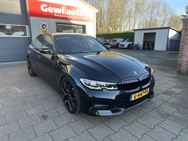 BMW 3 Serie 330e Sport Edition 2019 Hybride Benzine 16