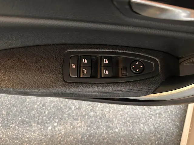 BMW 1 Serie 116i High Executive 2015 Benzine 31