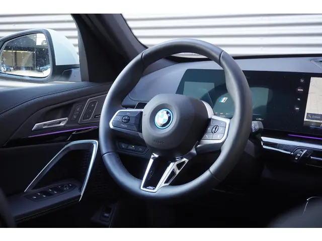 BMW iX1 eDrive20 2025 Elektrisch 19