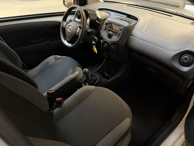 Toyota Aygo 1.0 VVT-i x-fun 2021 Benzine 12