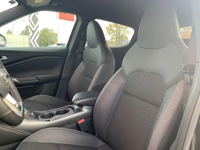 Nissan Juke 1.0 DIG-T N-Connecta 2025 Benzine 7