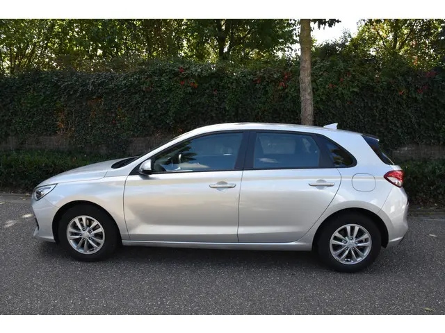 Hyundai i30 1.0 T-GDI Comfort 2019 Benzine 3