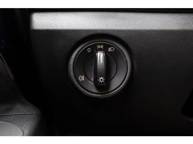 Volkswagen up! 1.0 move up! BlueMotion 2015 Benzine 19