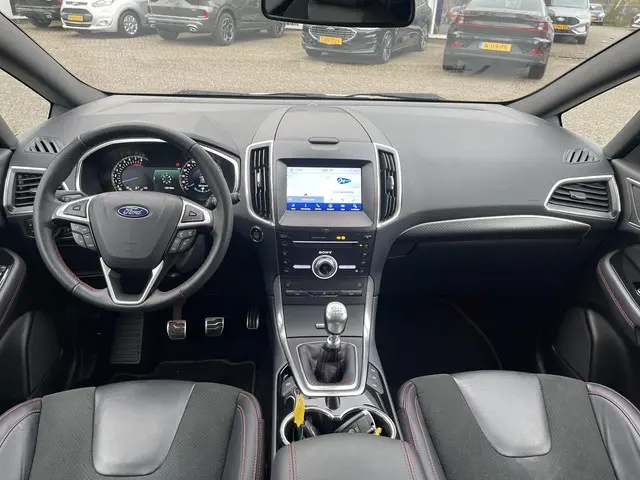 Ford S-Max 1.5 Ecoboost ST-Line 7p. 2018 Benzine 8