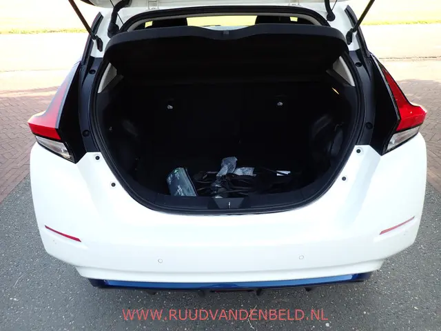 Nissan Leaf E+ N-Connecta 62kWh 2019 Elektrisch 31