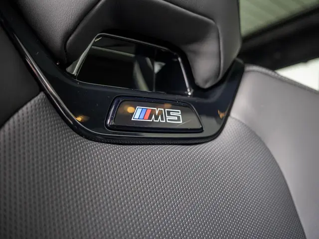 BMW M5 Touring 2026 Hybride Benzine 26