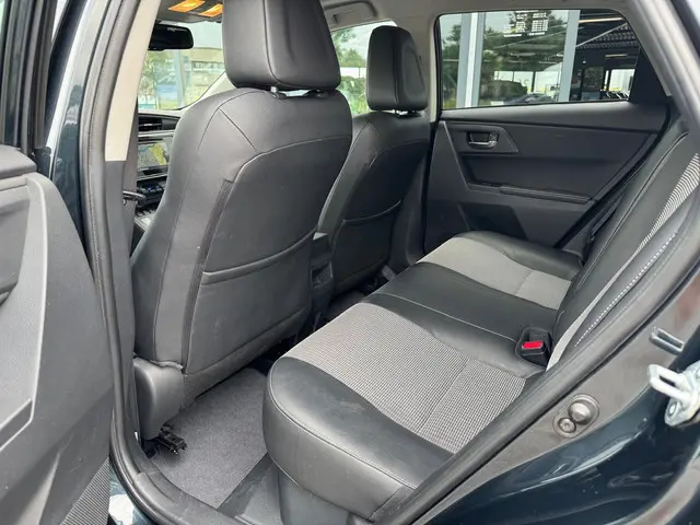 Toyota Auris 1.8 Hybrid Lease Pro 2016 Hybride Benzine 9