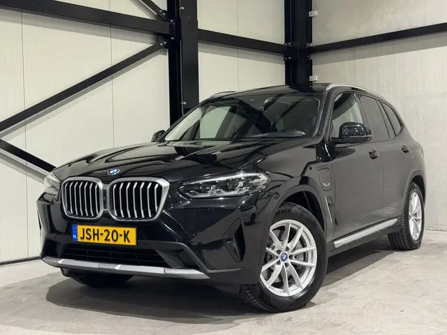 BMW X3 xDrive30e Business 2021 Hybride Benzine 31