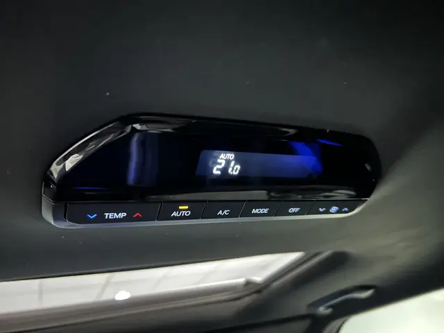 Kia EV9 GT-Line AWD 6p. 99.8 kWh 2024 Elektrisch 28