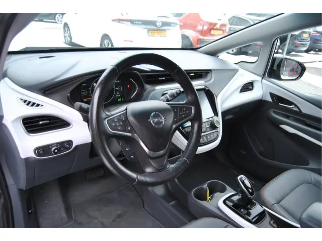 Opel Ampera-e 2