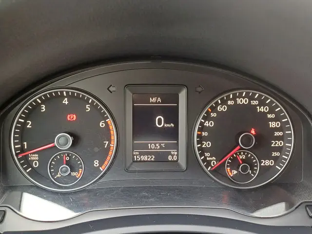 Volkswagen Scirocco 1.4 TSI Highline 2013 Benzine 35