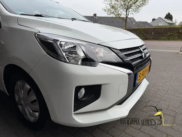 Mitsubishi Space Star 1.2 Entry / apk 4-2028 2022 Benzine 4
